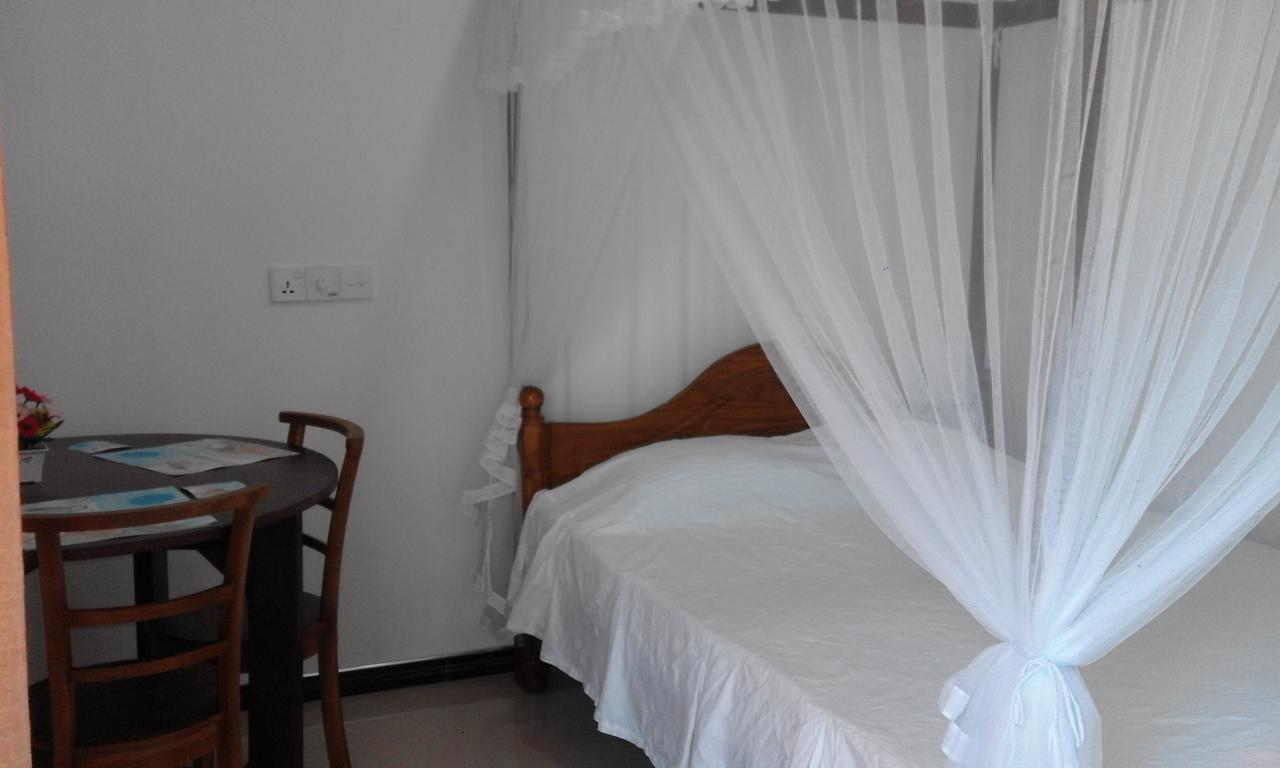 Coco One Holiday Inn Мирисса Экстерьер фото